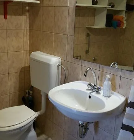 Appartamento Red Apartman Gödöllő